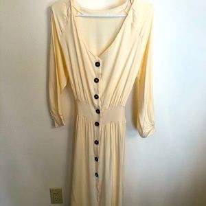 NWOT - Pale Yellow Three Quarter Length Sleeve Dress